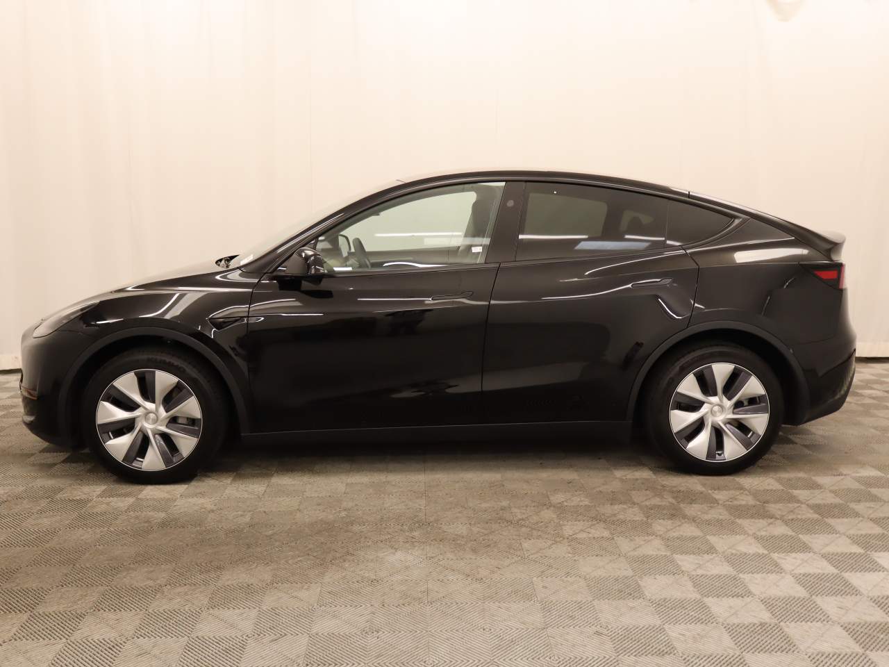 tesla model y 2024 7SAYGDEE8RA237618 image tesla model y 2024 7SAYGDEE8RA237618 image